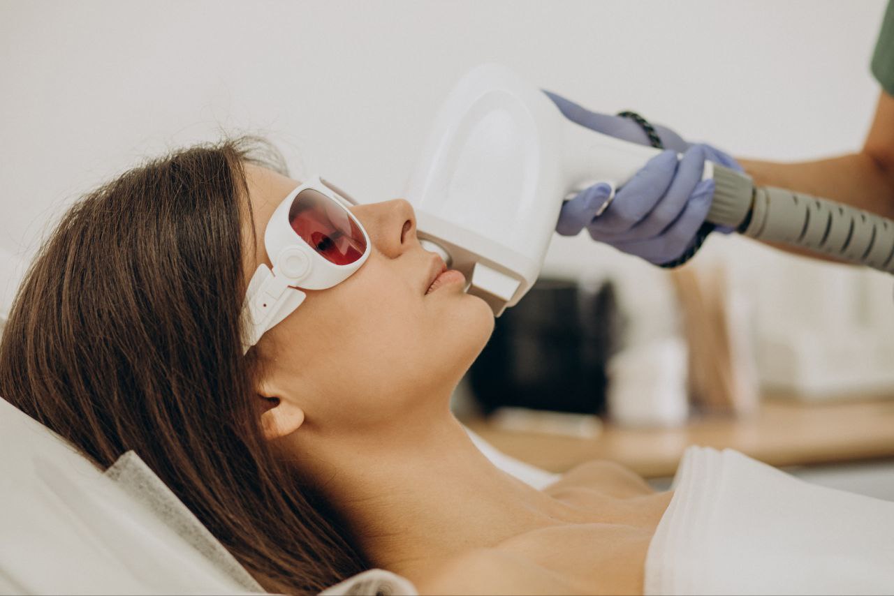 Qualifying Diploma Track in Laser Technologies  for Hair Removal and Aesthetic Body Care
